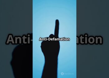 Did Steve Bannon Actually Do a N@zi Salute at CPAC?