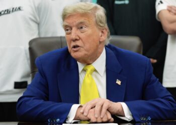 Trump says supporters ‘extra in love’ regardless of rift over attainable Iran motion