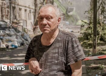 After an evening of terror in Kyiv, the seek for lifeless goes on