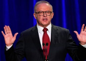 Australia expels Iranian diplomats over latest antisemitic assaults Australia expels Iranian diplomats over latest antisemitic assaults