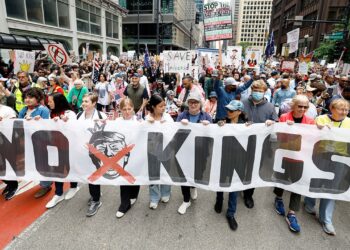 Chicago instructor faces calls to be fired over viral Charlie Kirk video Chicago instructor faces calls to be fired over viral Charlie Kirk video