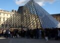 Suspects in Louvre jewel heist arrested close to Paris, prosecutor says Suspects in Louvre jewel heist arrested close to Paris, prosecutor says