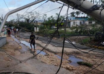 Hurricane Melissa dwell updates: At the very least 30 lifeless as storm crosses the Bahamas