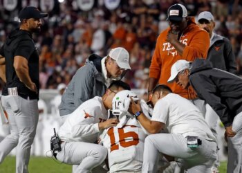 Texas QB Arch Manning harm as Longhorns beat Mississippi State in OT Texas QB Arch Manning harm as Longhorns beat Mississippi State in OT