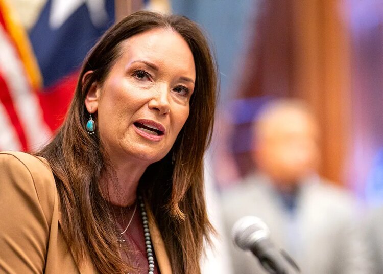 Brooke Rollins warns thousands and thousands may lose meals stamps Nov 1 amid shutdown