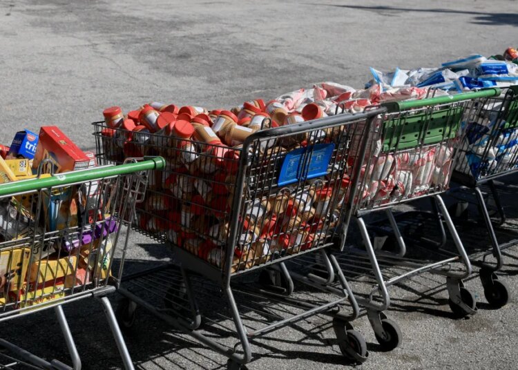 SNAP advantages expiring: “Welfare queen” meals stamp stereotypes go viral. SNAP advantages expiring: “Welfare queen” meals stamp stereotypes go viral.