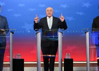 Early voting begins in New York and New Jersey for mayor, governor races Early voting begins in New York and New Jersey for mayor, governor races