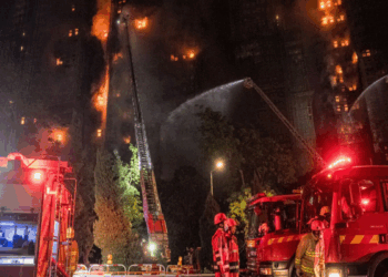 Hong Kong hearth: Not less than 13 useless as greater than 700 firefighters deal with blaze