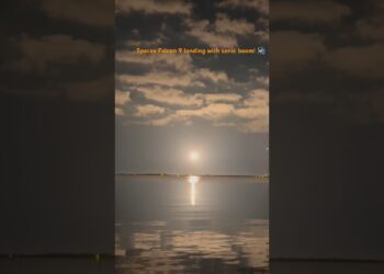 Spacex Falcon 9 touchdown with sonic growth