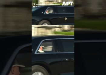 WATCH: Trump Noticed Heading to Golf Membership in West Palm Seaside – Supporters Cheer | APT