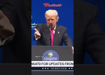 Ông Trump “trách yêu” Elon Musk: “Anh đã bao giờ cảm ơn tôi chưa?”