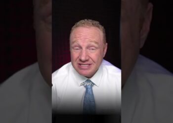 ¡La nueva estrella del movimiento MAGA!  #noticias  #abogadodeinmigracion  #usa