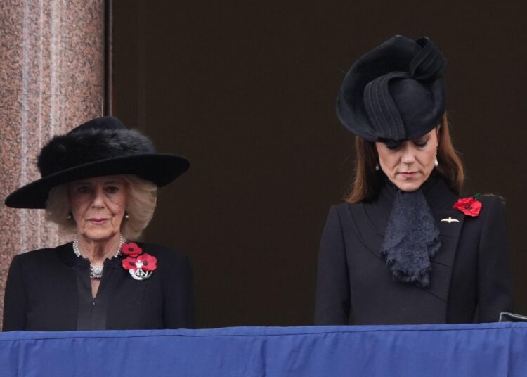 Sentimental and Somber Royal Jewels on Remembrance Sunday in London Sentimental and Somber Royal Jewels on Remembrance Sunday in London