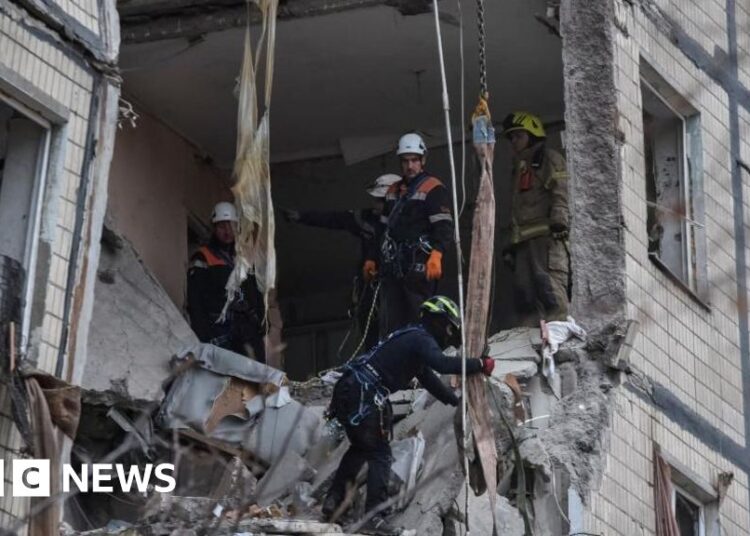 Six die as Russia targets vitality and residential websites in Ukraine