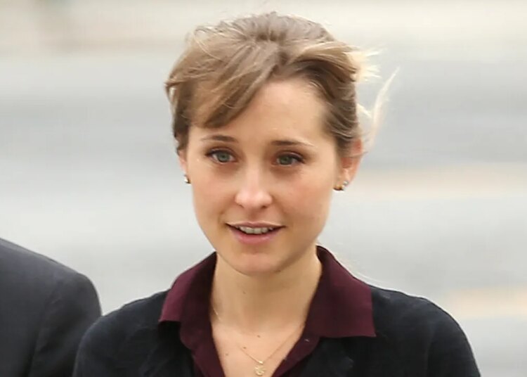 ‘Smallville’ star reveals Keith Raniere’s manipulation techniques in NXIVM