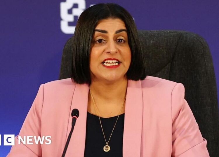 Refugees to face 20-year wait to settle completely beneath asylum reforms Refugees to face 20-year wait to settle completely beneath asylum reforms