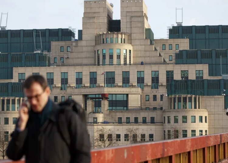 What occurs when allies don’t belief America to maintain a secret?