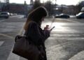 Russians endure each day digital disruptions from wartime cellphone web outages Russians endure each day digital disruptions from wartime cellphone web outages