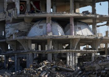 First robust winter rains soak Gaza’s makeshift shelters First robust winter rains soak Gaza’s makeshift shelters