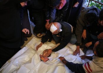 Loss of life toll reaches 33 in among the deadliest Israeli strikes in Gaza because the ceasefire’s begin