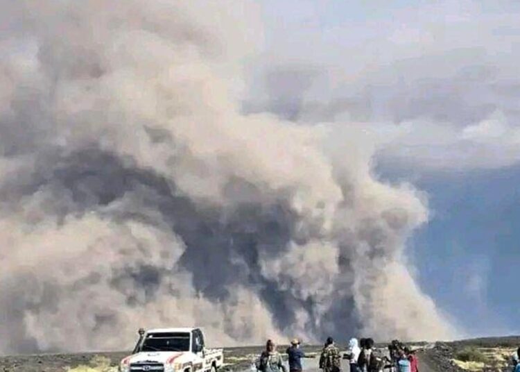 Volcano erupts in northern Ethiopia, sending ash plumes towards Yemen and Oman Volcano erupts in northern Ethiopia, sending ash plumes towards Yemen and Oman
