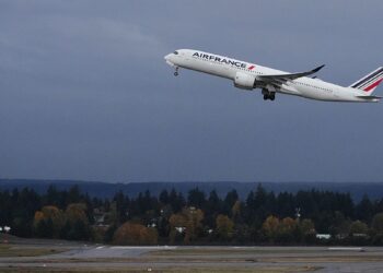 In 2025, French folks’s want to go away the nation reached an all-time excessive