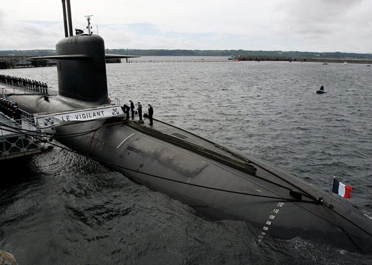 French troopers open fireplace on drones over nuclear submarine base