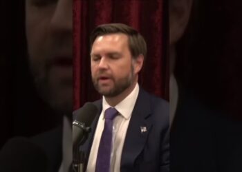 JD Vance Shares Story A few CEO | Rogan Reacts….