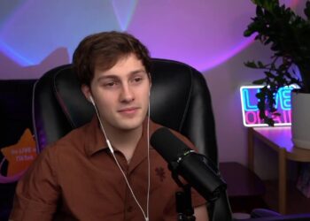 Trump IN FULL MELTDOWN | Debating MAGA Republicans LIVE