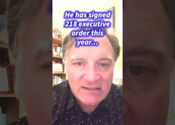 Trump's Govt Order on AI | #globalpolitics #artificialintelligence #trump #shorts #financial system