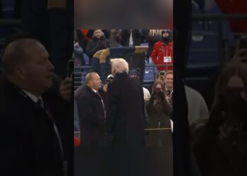 Donald Trump cheered at Military vs Navy soccer sport #politics #information #armynavy #military #navy #republican