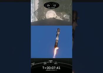 Excellent SpaceX Falcon 9 Booster Touchdown OneWeb 17