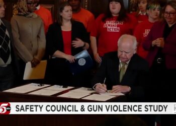 Walz indicators govt orders on weapons, establishes Statewide Security Council