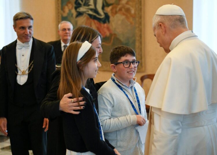 Pope to younger folks: Make peace with somebody this Christmas