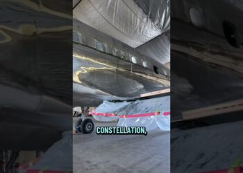 #lockheedconstellation #lockheed #spacex #shinyjets #brightwork #aviationdetailing #aircraftdetail