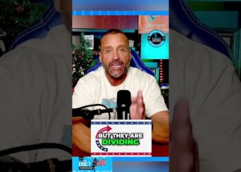 Bannon vs. Shapiro: The Conservative Get together Divided! #shorts