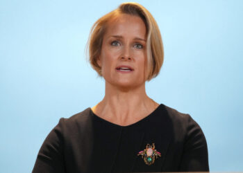 UK spy chief says Putin is dragging out peace talks and needs to subjugate Ukraine