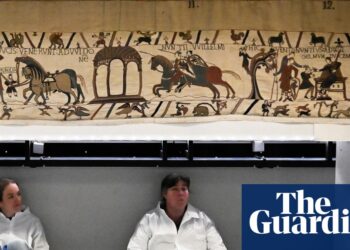 Bayeux tapestry to be insured for £800m for British Museum exhibition | Bayeux tapestry