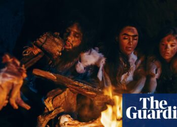 People made hearth 350,000 years sooner than beforehand thought, discovery in Suffolk suggests | Anthropology People made hearth 350,000 years sooner than beforehand thought, discovery in Suffolk suggests | Anthropology