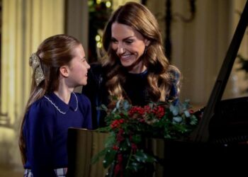 Catherine, the Princess of Wales, and Princess Charlotte carry out piano duet for Christmas carol service