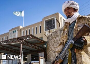 New clashes get away between Pakistan and Taliban New clashes get away between Pakistan and Taliban