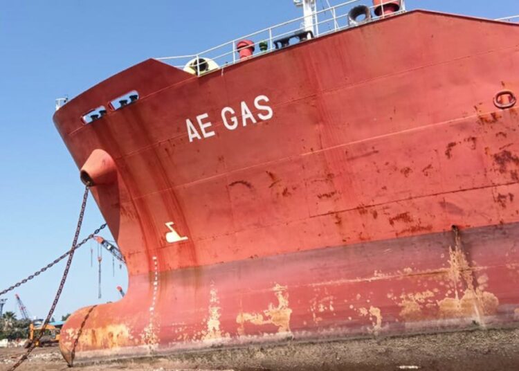 ‘No work’: India’s Alang, the world’s largest graveyard of ships, is dying | Transport Information ‘No work’: India’s Alang, the world’s largest graveyard of ships, is dying | Transport Information