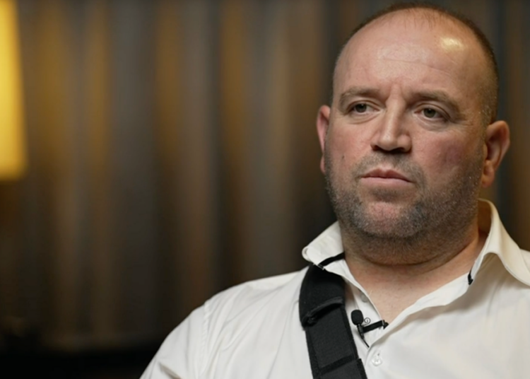 Bondi Seashore taking pictures hero says he simply needed to cease the assailant from killing extra harmless folks Bondi Seashore taking pictures hero says he simply needed to cease the assailant from killing extra harmless folks