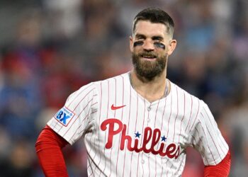 Bryce Harper sends obvious message to Phillies’ exec after criticism