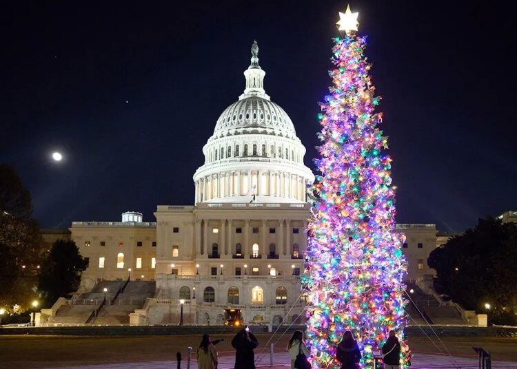 Home lawmakers share their favourite Christmas, Hannukah, year-end traditions