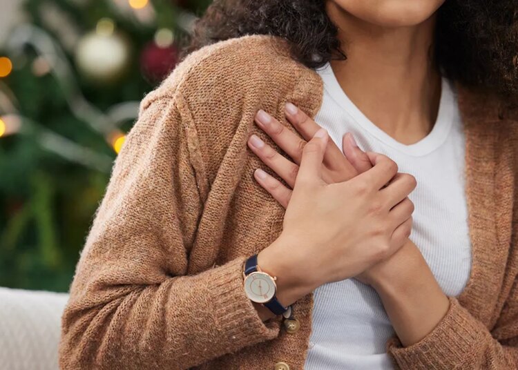 Vacation habits can enhance coronary heart assault threat at Christmastime, specialists warn