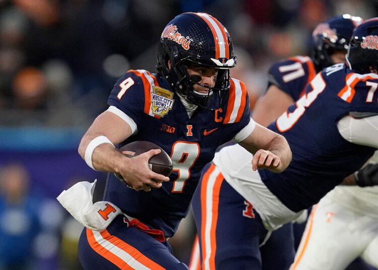 Luke Altmyer leads Illinois to a win in bowl recreation after working over an official