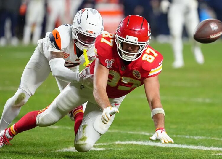 Travis Kelce leaves all of it out on the sector in doable closing residence sport