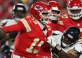 Texans’ protection stifles Patrick Mahomes, Chiefs to win fifth straight recreation
