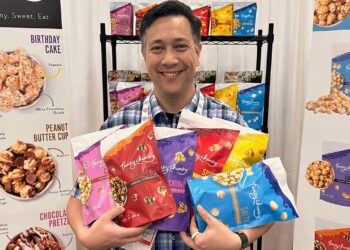 Veteran-owned Funky Chunky gourmand popcorn turns into fashionable vacation hit